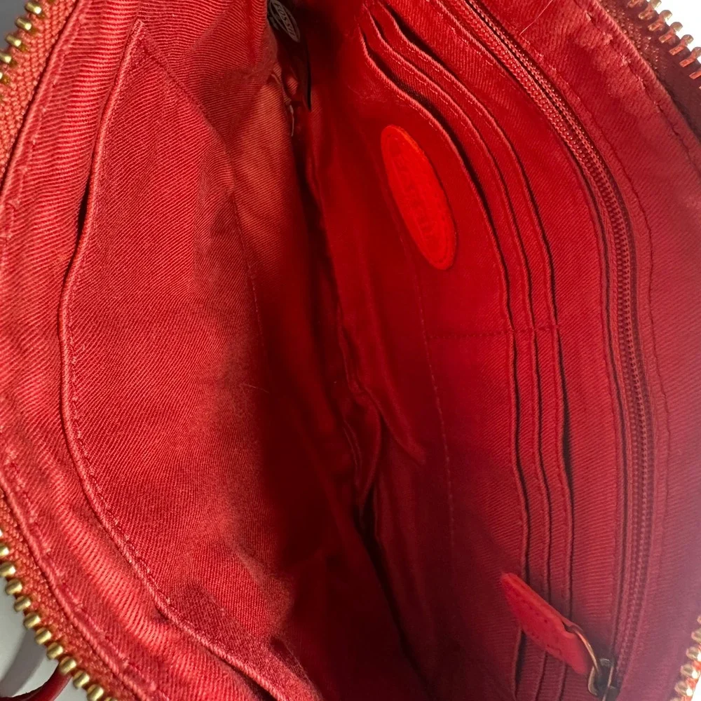 Fossil Erin Crossbody Bag Womens Small Red Pebbled Leather Key Charm Pockets